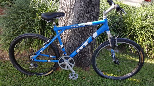 gt aggressor pro mountain bike for sale