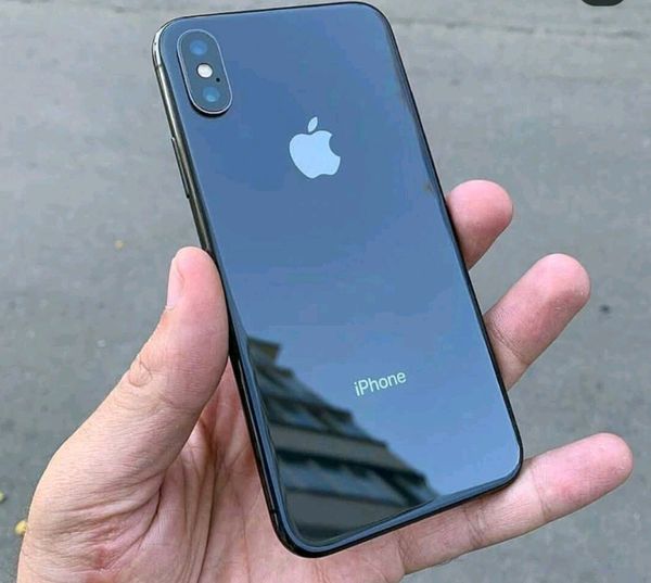 Black iPhone x max 64gb for Sale in Atlanta, GA OfferUp