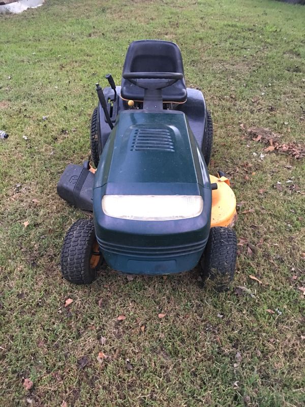 Poulan pro riding lawn mower 42 inch cut for Sale in Bolton, MS OfferUp