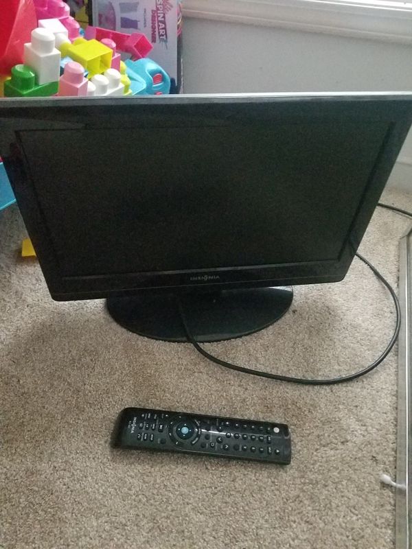 19inch Insignia TV with built in DVD player! for Sale in Warren, MI