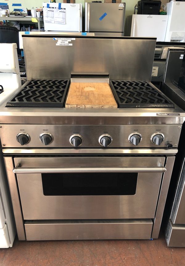 Thermador professional 36” stainless steel gas stove for Sale in San