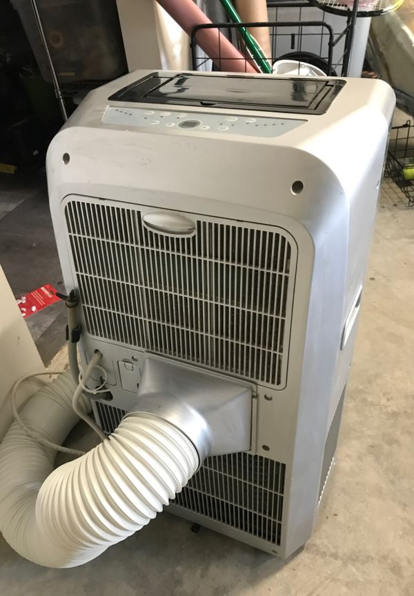 Used Everstar portable Air Conditioner model MPM110CRBB6. Excellent