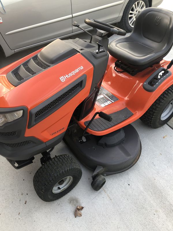 Husqvarna Riding Lawn Mower YTH21K46 21 HP 46 Inch Cut for Sale in High