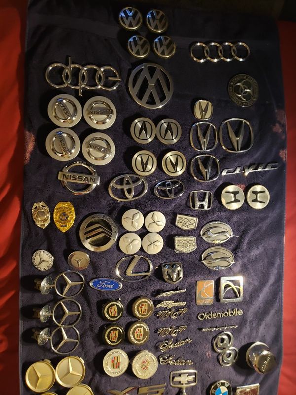 All different types of emblems for Sale in Henderson, NV - OfferUp