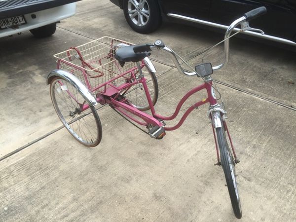 schwinn tri wheeler town and country