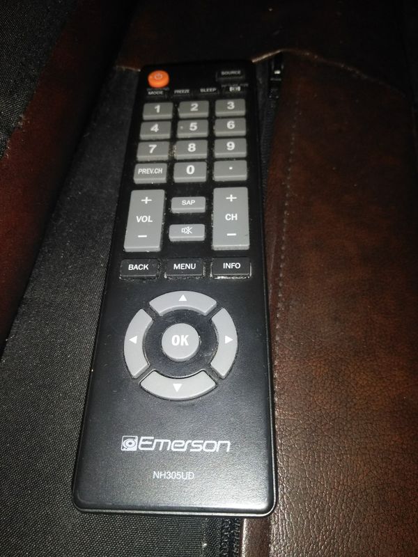 55 Inch Emerson Flat Screen Tv Not Smart Remote Included 200