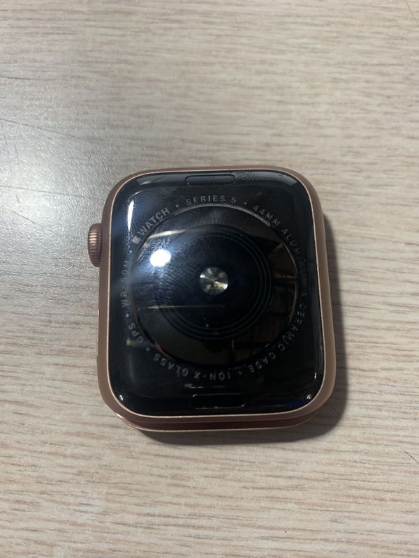 apple watch series 5 gold 44mm