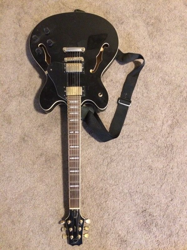 peavey semi hollow electric guitar