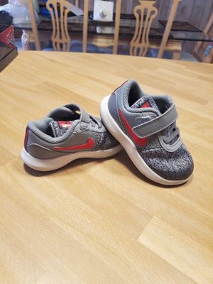 nike shoes nearby