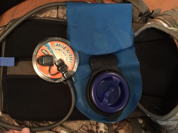 cleaning hydration bladder