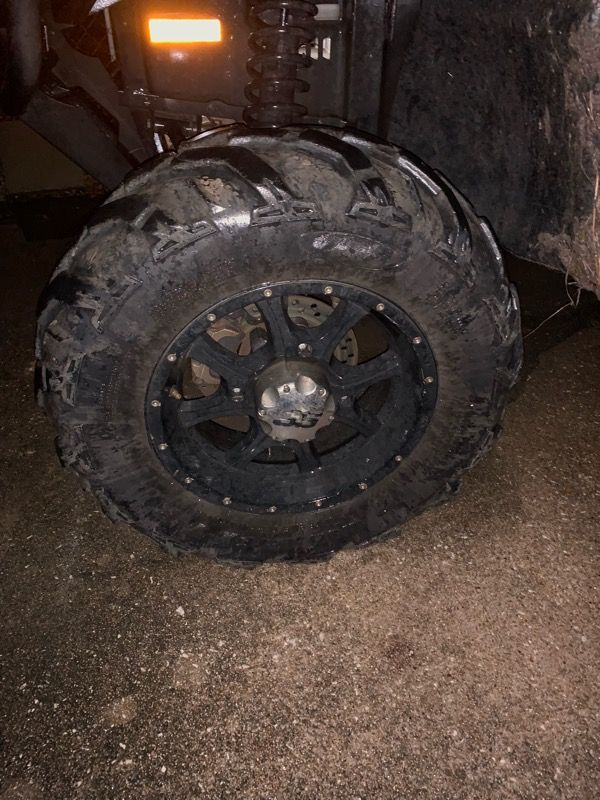 14 inch wheels and tires off my Polaris ranger for Sale in League City