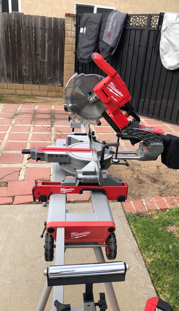 Milwaukee M18 Fuel 10” miter saw with stand for Sale in Tustin, CA