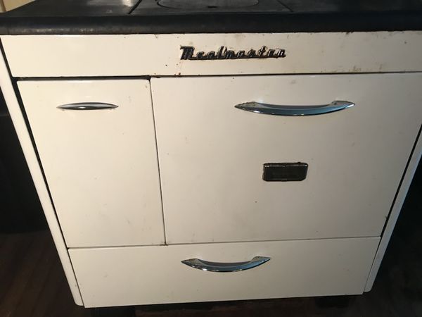 Mealmaster wood/coal cook stove for Sale in Abingdon, VA - OfferUp