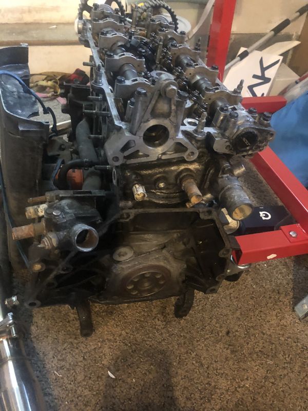 B20 long block with gsr bare head come grab it 300 for Sale in East