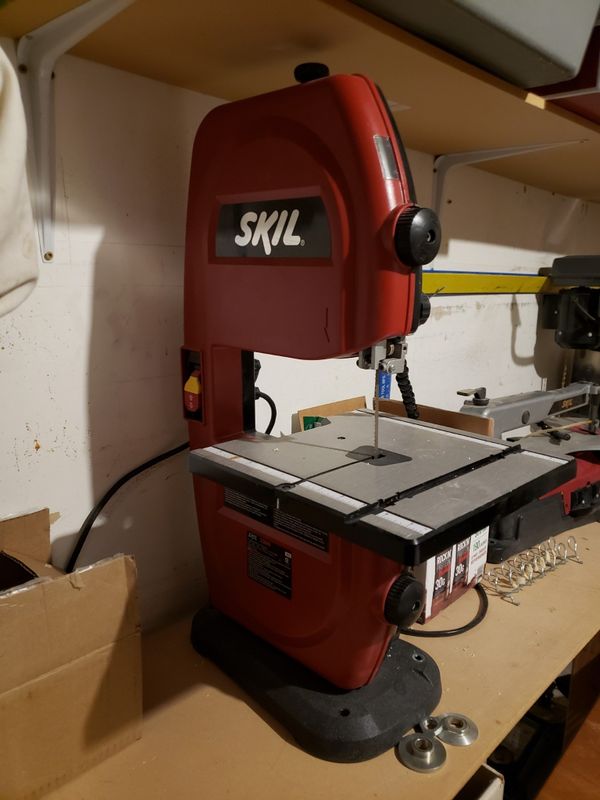 9" Skil Benchtop Band Saw for Sale in Glendale, AZ OfferUp