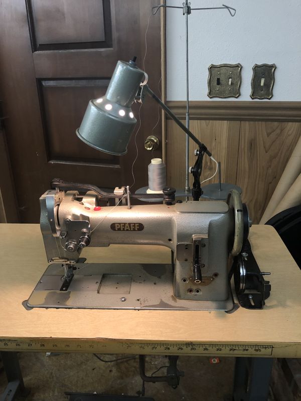PFAFF 145 H3 Industrial Walking Foot Leather Upholstery Sewing Machine