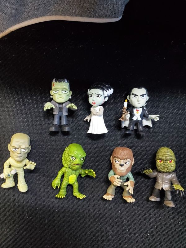universal monsters mystery minis