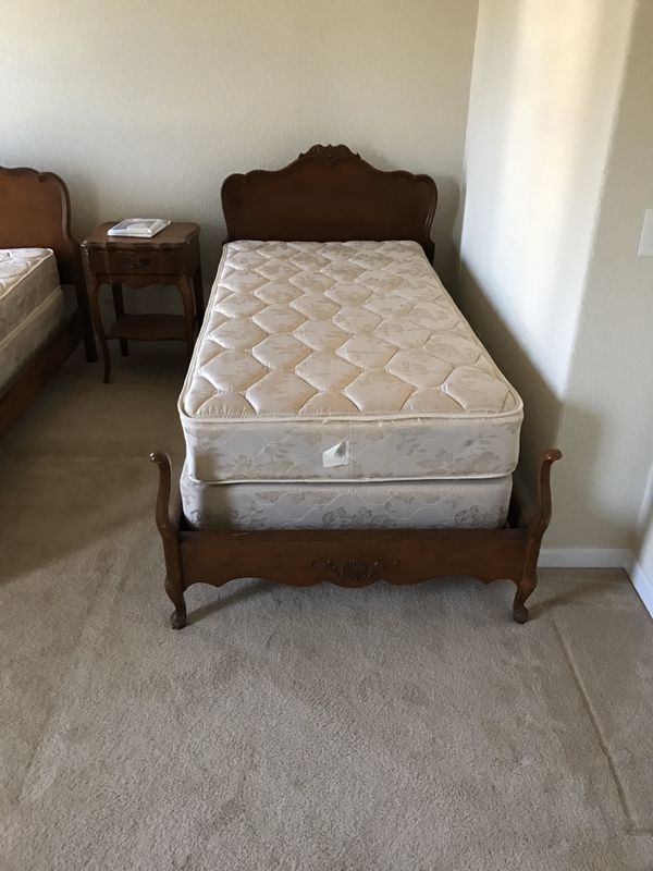 Used antique twin bedroom set. Only sold together, no separating. for