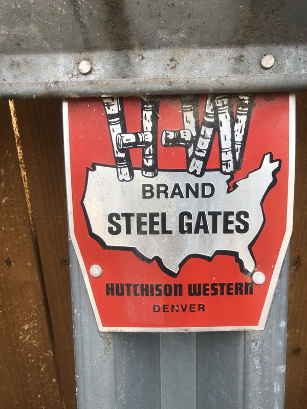 Huchison Western 5 panel galvanized utility farm gate - 15-1/2’ x 53