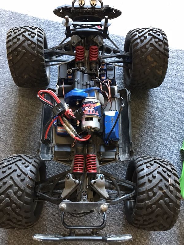traxxas summit used