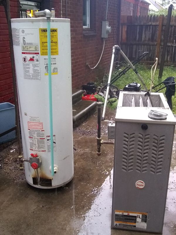 40 gallon Hot water tank for Sale in Detroit, MI OfferUp