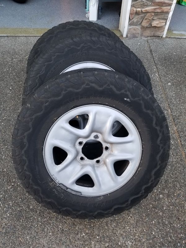 2014 Toyota Tundra Rims With All Terrain Tires For Sale In Kent, Wa 