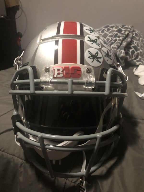 Ohio State Buckeyes. Schutt F7 Adult Large Football Helmet. for Sale in