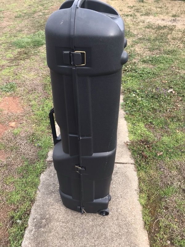 Golf club storage and shipping container for Sale in Inman, SC OfferUp