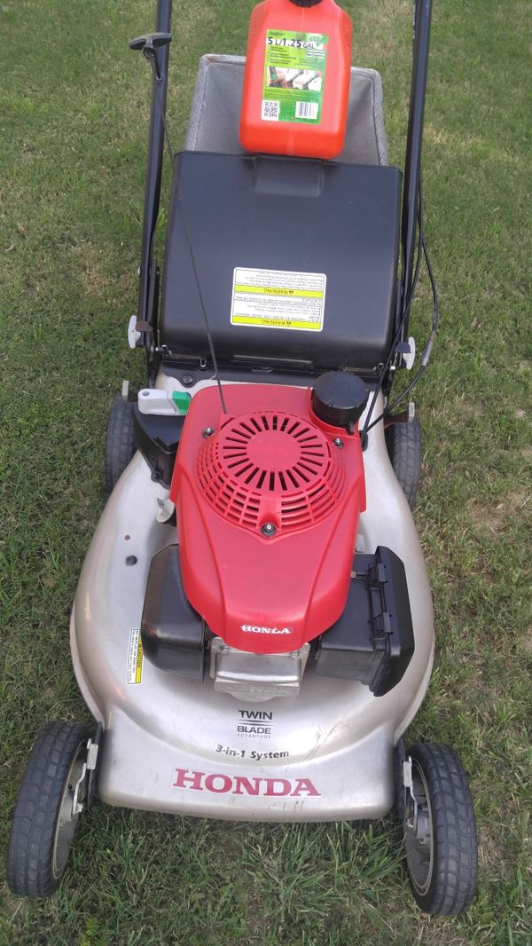 Lawn Mower HONDA GCV160 with Twin Blade Advantage, SelfPropelled, bag