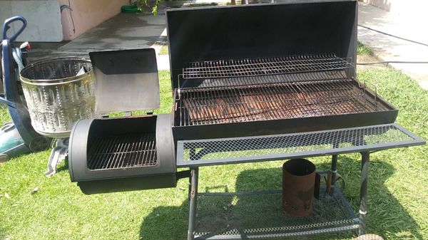 Brinkmann outdoor bbq grill for Sale in Bell, CA - OfferUp