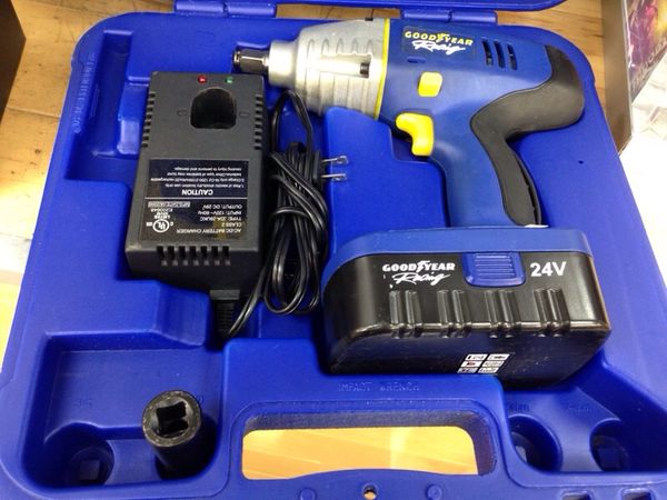 Goodyear 24v cordless impact wrench for Sale in Orlando, FL - OfferUp