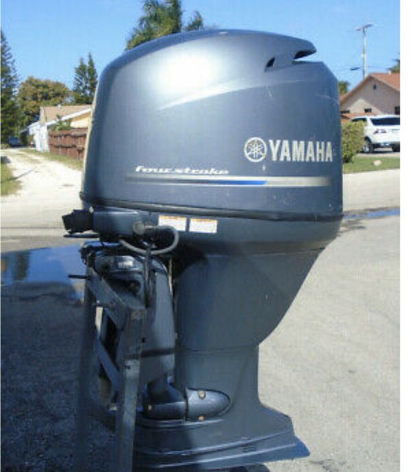 2013 YAMAHA 115 FOUR STROKE OUTBOARD MOTOR WITH A 25