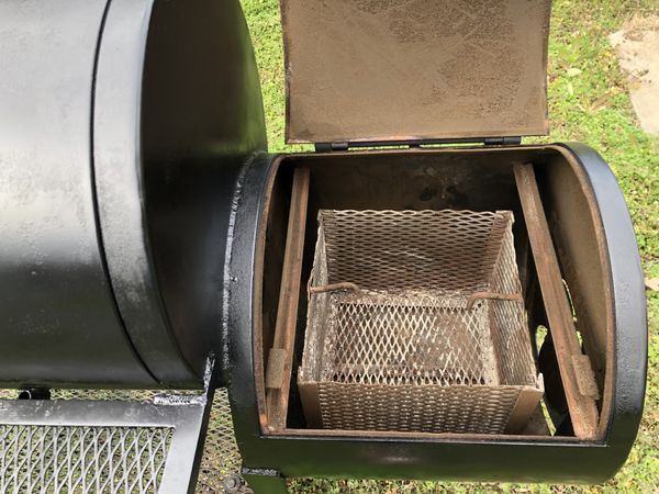 Old country brazos bbq smoker pit grill for Sale in Fort Worth, TX ...