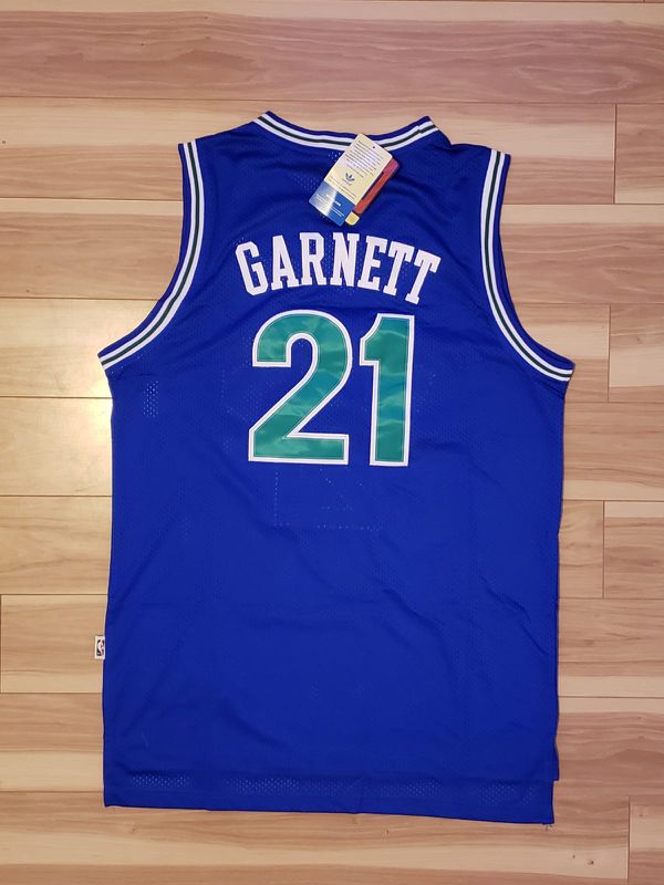 Kevin Garnett T Wolves Jersey for Sale in Miami, FL - OfferUp