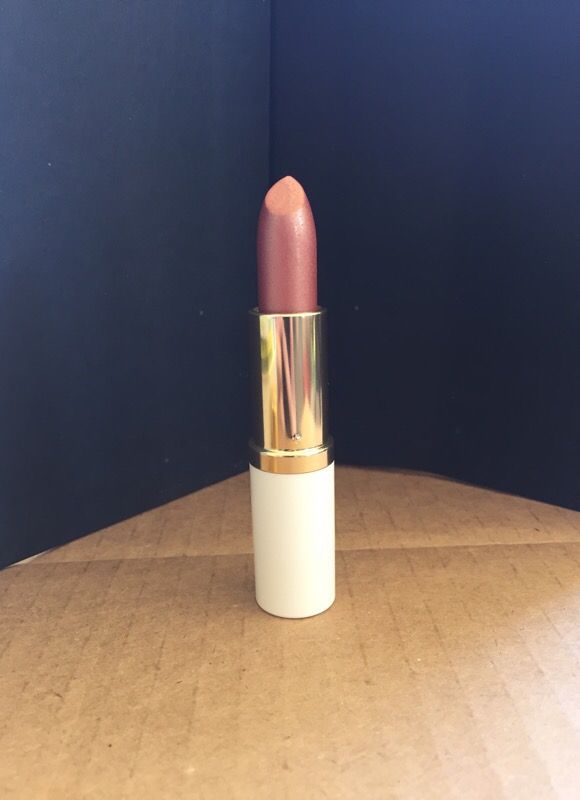 Estēe Lauder sugar honey lipstick for Sale in Zephyrhills, FL OfferUp