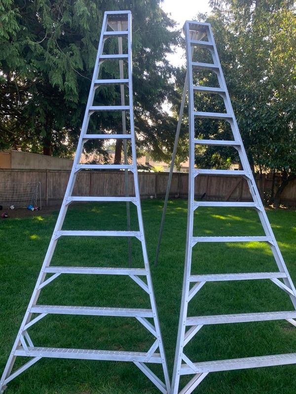 Tripod/ orchard ladders for Sale in Everett, WA OfferUp