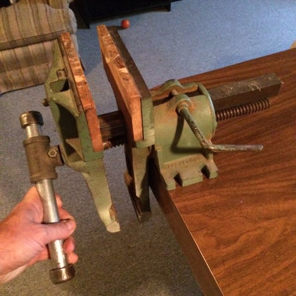 Sheldon USA Vintage wood working vise for Sale in Roseville, MI OfferUp