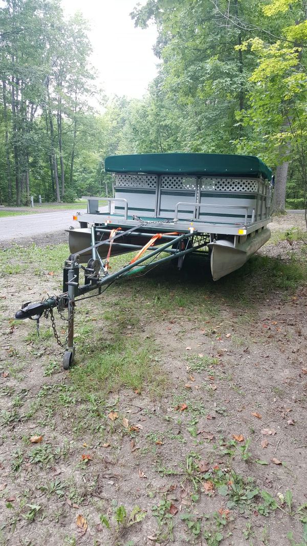 PONTOON BOAT MOTOR &amp;TRAILER for Sale in Niles, OH - OfferUp