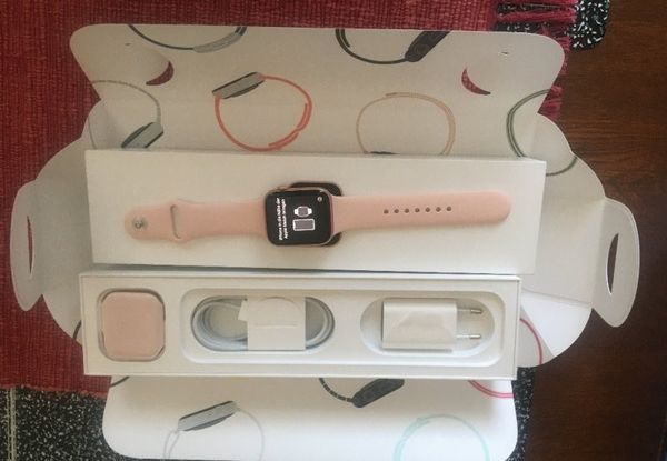 used apple watch 5 44mm