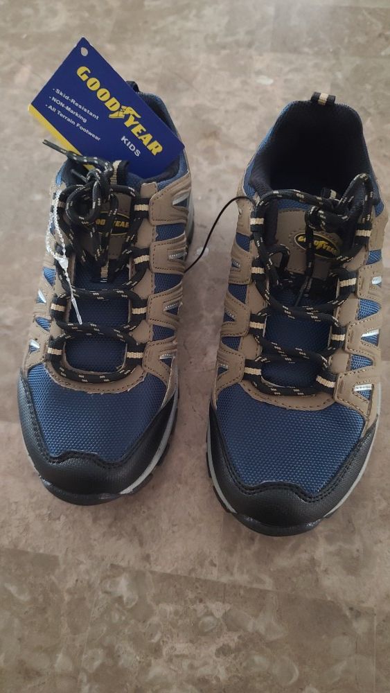 Hiking Shoes for Sale in San Diego, CA OfferUp