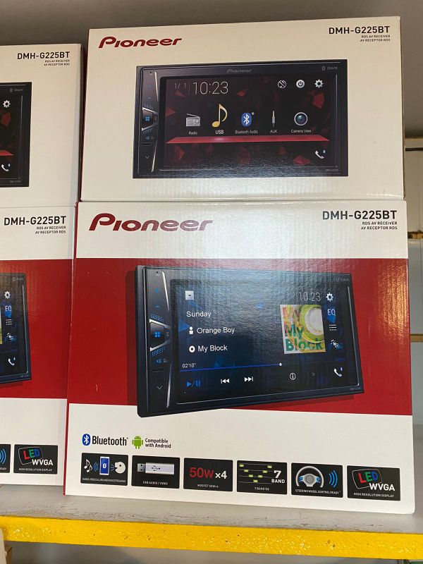 Pioneer DMHG225BT InDash DoubleDIN Digital Media AV Receiver with 6.