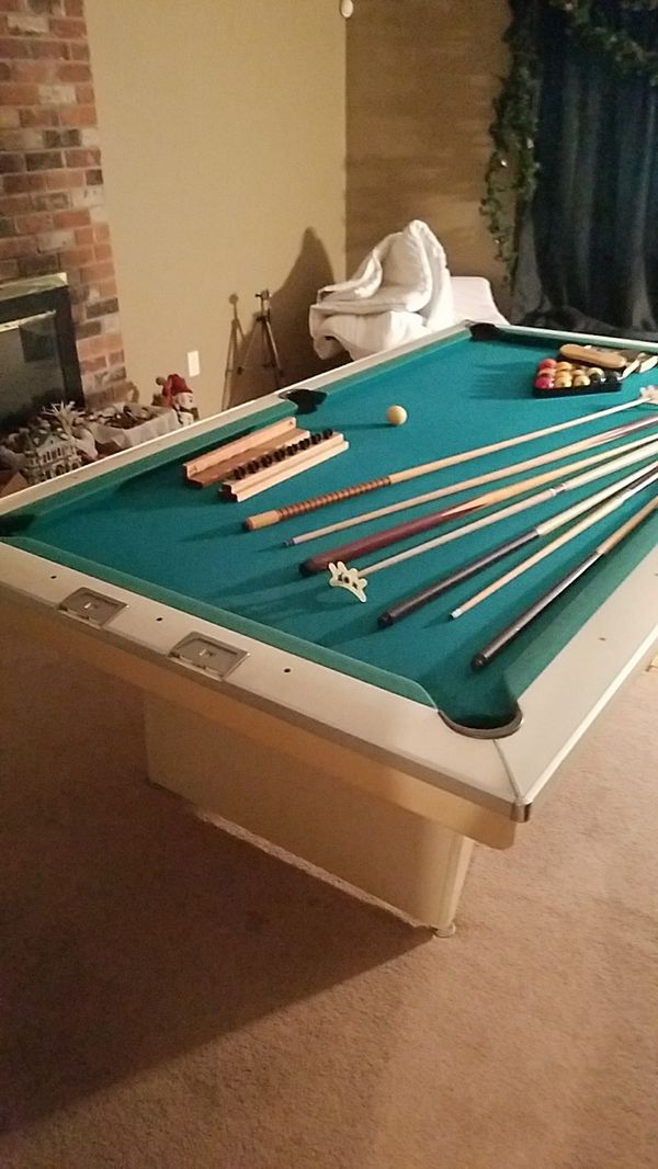 1966 Brunswick celebrity pool table for Sale in Aloha, OR OfferUp