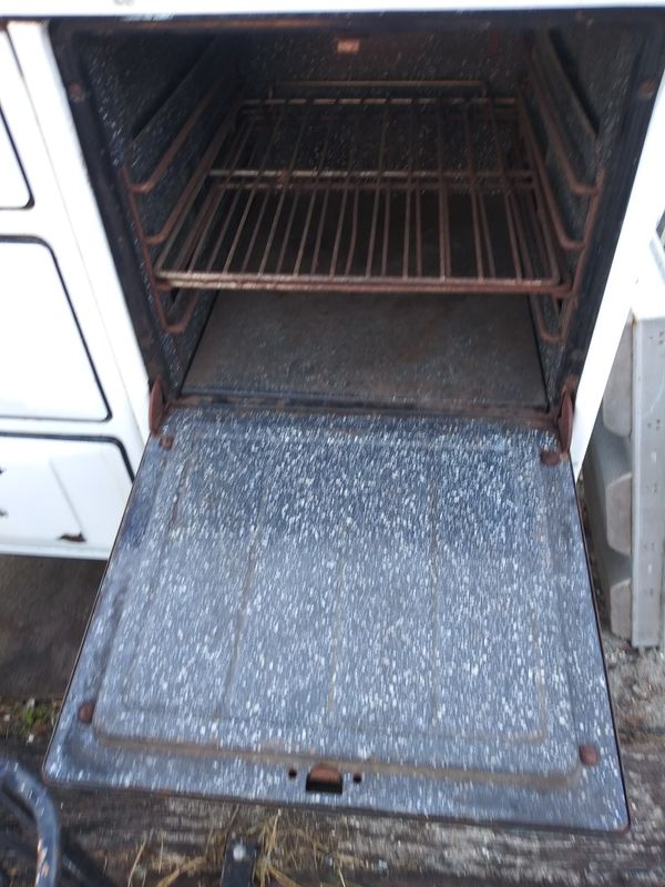 1928 Wedgewood stove gas for Sale in Mount Dora, FL - OfferUp