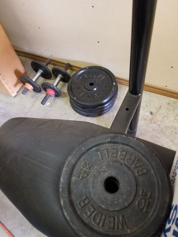 Weight bench an 200 pounds of weights for Sale in Arlington, TX - OfferUp
