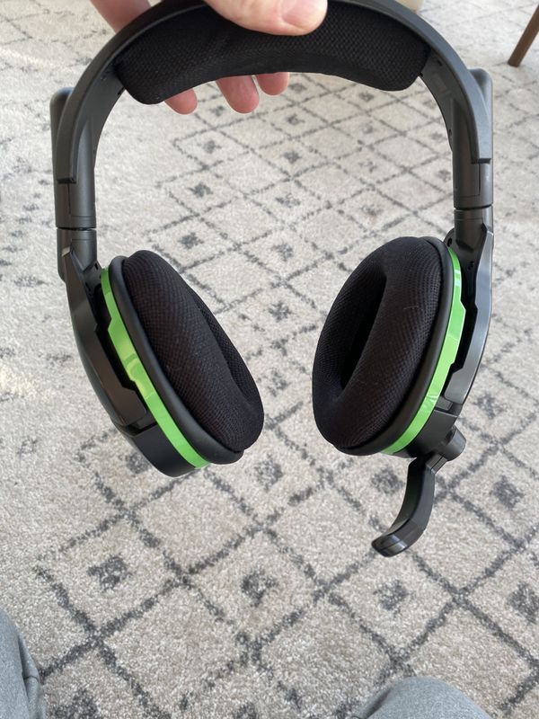 elite controller charging stand