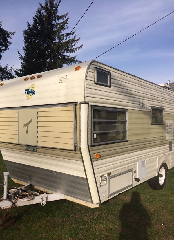 TERRY 19 ft. Trailer, Very Clean, his a awning, good tires ...