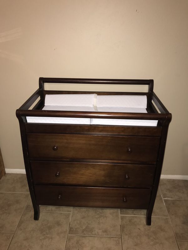 Million dollar baby dresser/ changing table for Sale in Mesa, AZ OfferUp