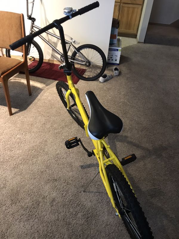 Mikes Hard Lemonade Bicycle for Sale in Puyallup, WA OfferUp