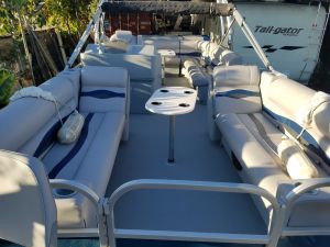 New and Used Pontoon boat for Sale in Hesperia, CA - OfferUp