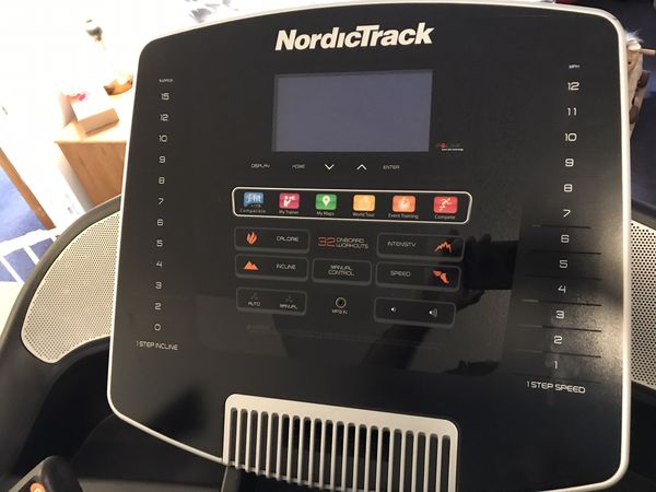 Nordictrack C900 Pro Treadmill for Sale in Groton, CT - OfferUp